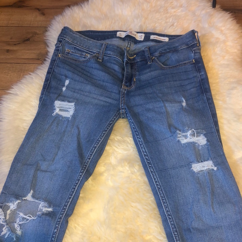 Hollister super skinny size 3 w26 L28 jeans